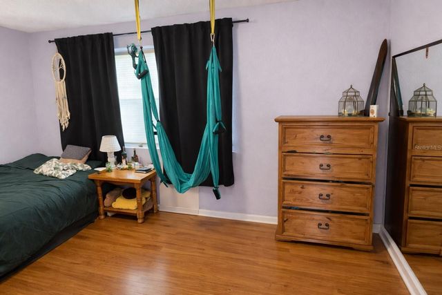 321 ROSLYN AVENUE, New Smyrna Beach, FL 32168