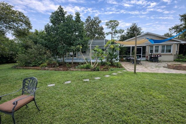 321 ROSLYN AVENUE, New Smyrna Beach, FL 32168