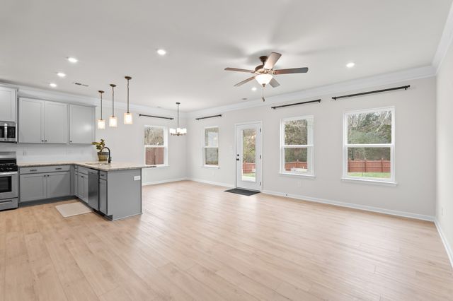 1317 Ardmore Ln, Mount Juliet, TN 37122