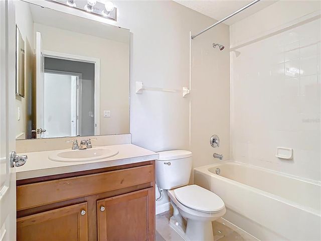 1705 PLANTATION POINTE DRIVE, Orlando, FL 32824