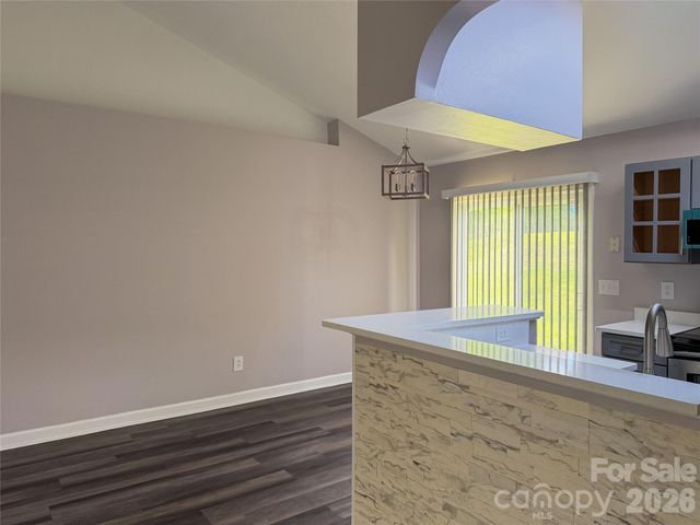 1110 Helms Road, Charlotte, NC 28214