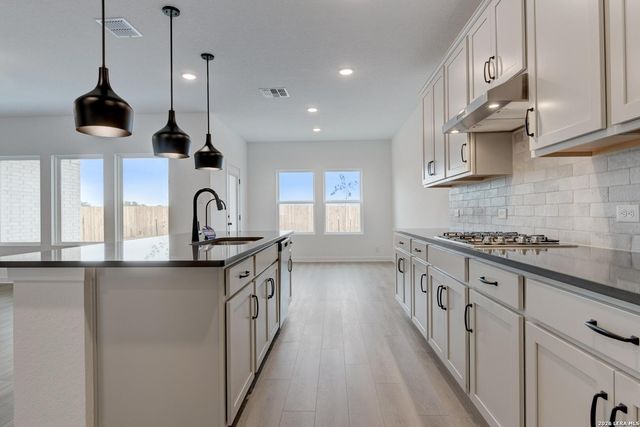 179 Desert Cactus, San Antonio, TX 78253