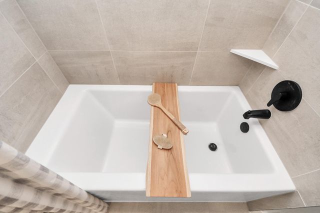 15635 Memorial Drive 168, Houston, TX 77079