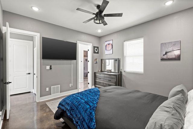 136 Private Road 197, Streetman, TX 75859