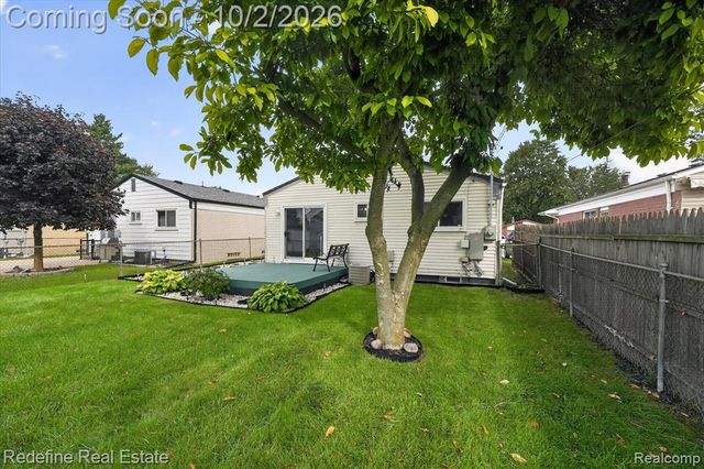 33705 Fernwood Street, Westland, MI 48186