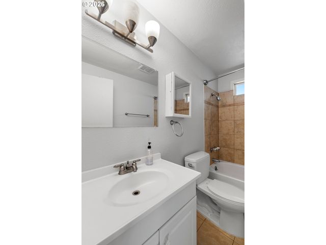 3914 I St, Vancouver, WA 98663