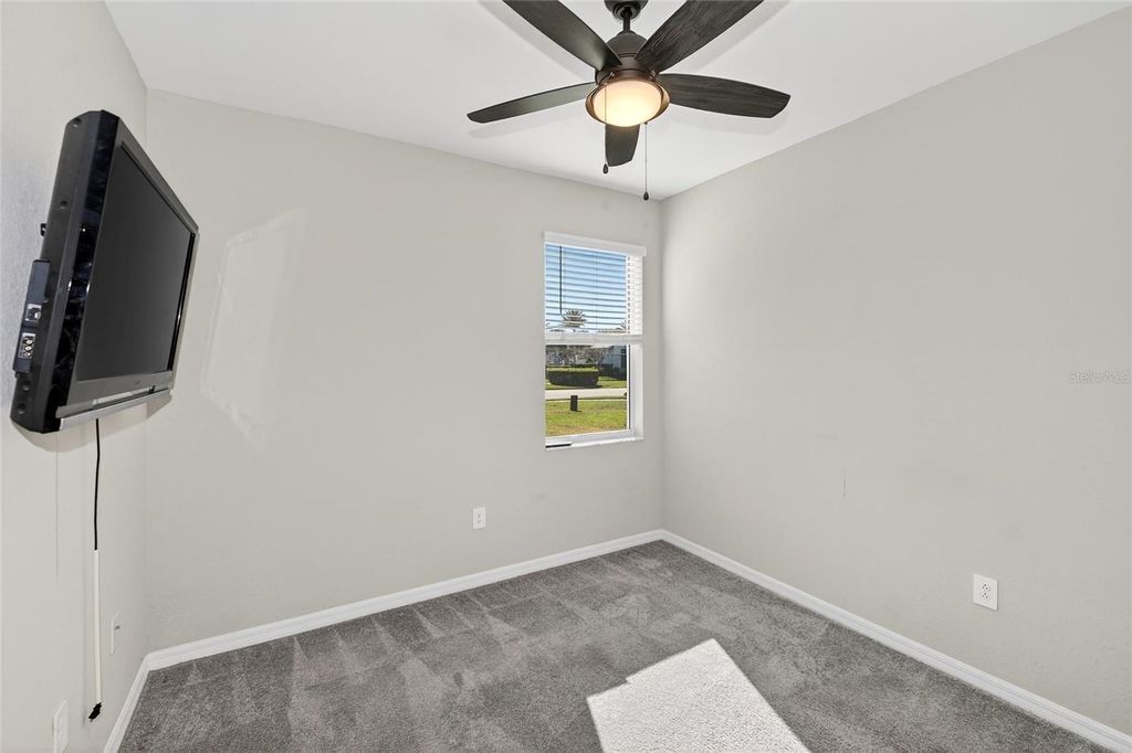 Image 22 of property listing at 11705 BLUEBIRD PLACE, Lakewood Ranch, FL 34211