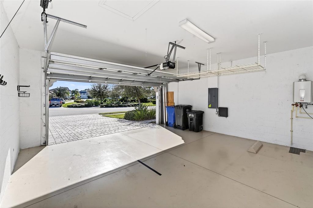 Image 28 of property listing at 11705 BLUEBIRD PLACE, Lakewood Ranch, FL 34211