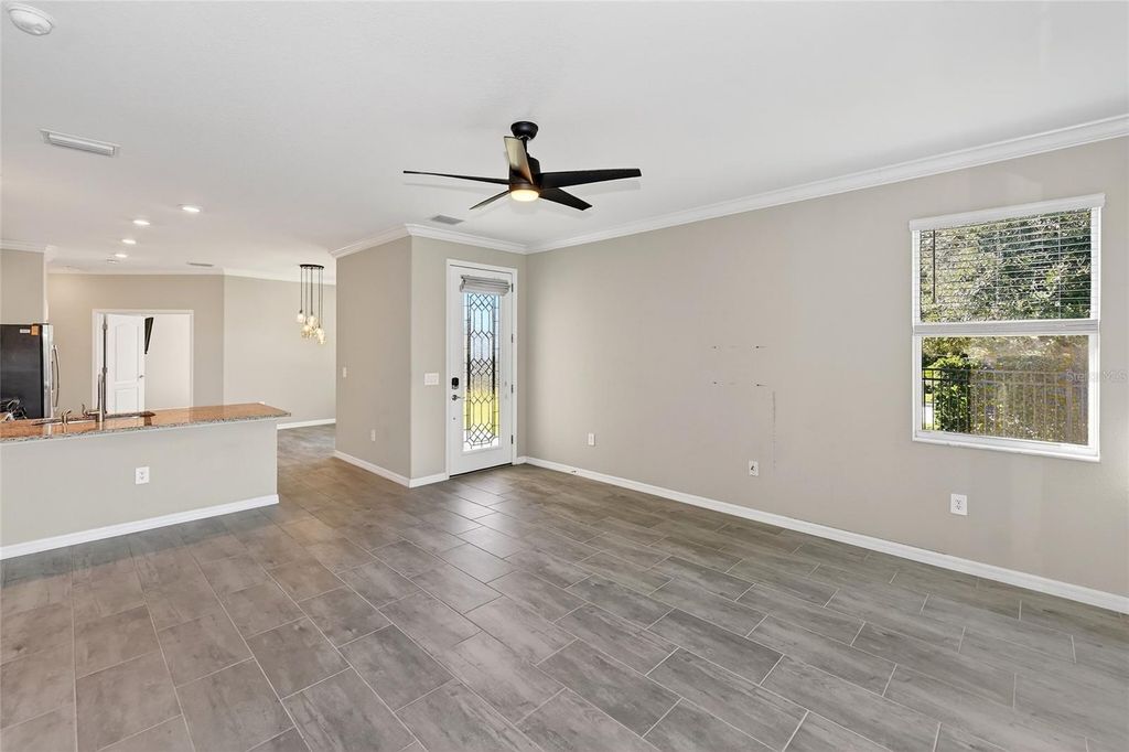 Image 4 of property listing at 11705 BLUEBIRD PLACE, Lakewood Ranch, FL 34211