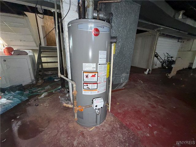 83 Fisher Street, Buffalo, NY 14215