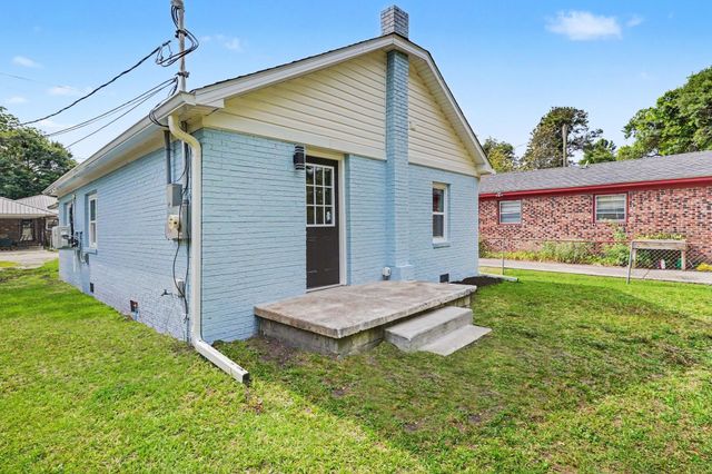1712 Brown St., Conway, SC 29527