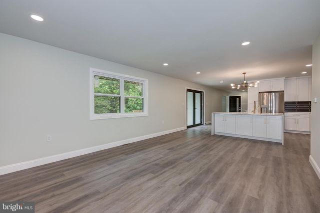 2429 SUNNYHILL AVE, Williamstown, NJ 08094