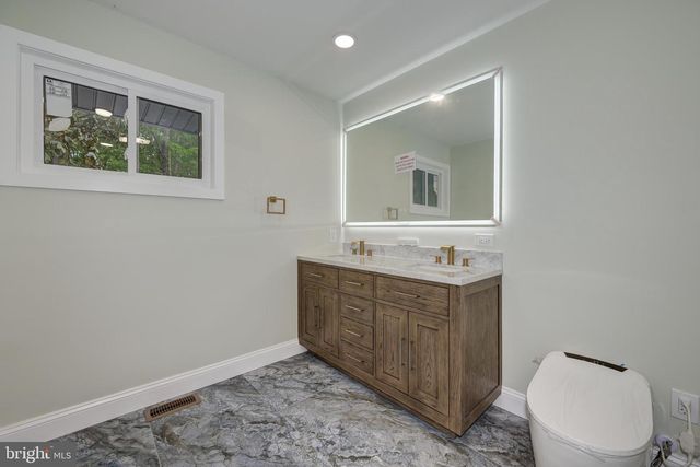 2429 SUNNYHILL AVE, Williamstown, NJ 08094