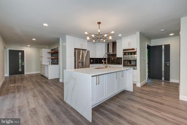 2429 SUNNYHILL AVE, Williamstown, NJ 08094