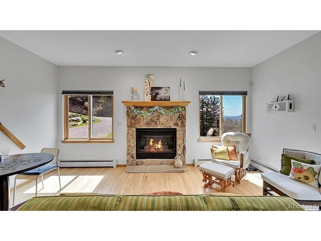 54 Spruce Ct, Evergreen, CO 80439