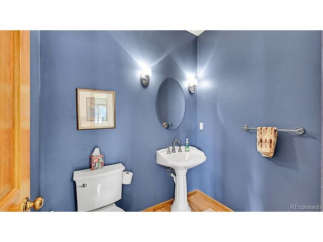 54 Spruce Ct, Evergreen, CO 80439