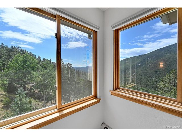 54 Spruce Ct, Evergreen, CO 80439