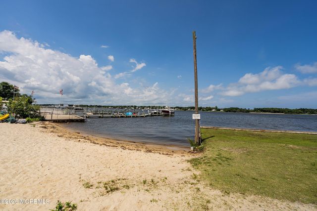 4 Mayfair Court, Brick, NJ 08723