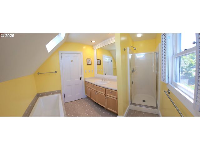3627 S CORBETT Ave, Portland, OR 97239