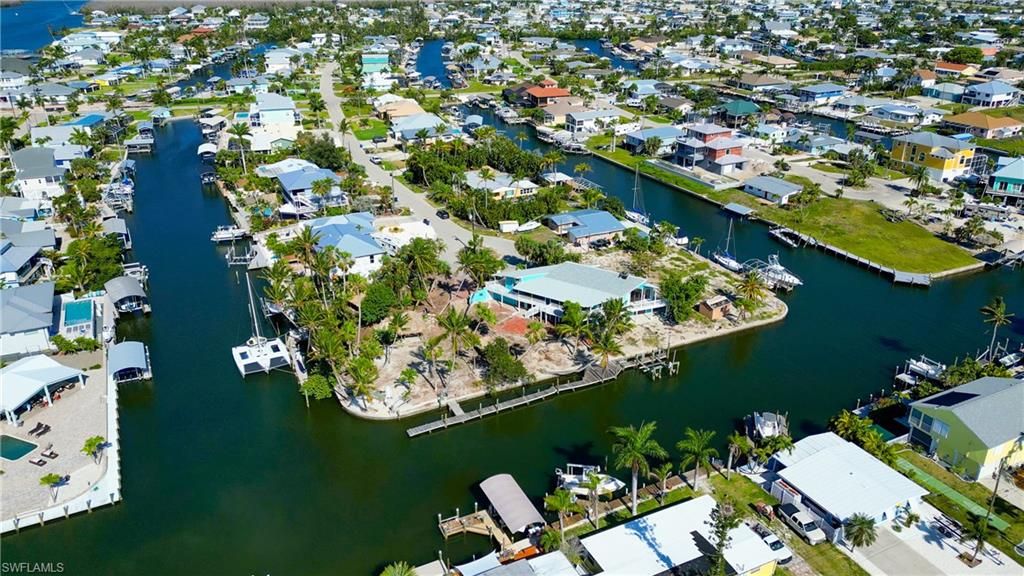 3547 Emerald AVE, ST. JAMES CITY, FL 33956 — photo 5