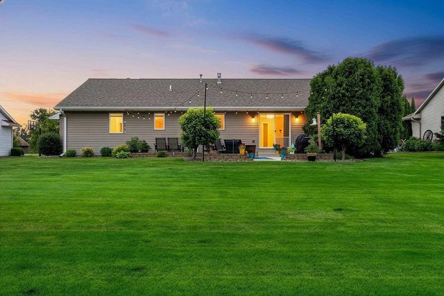 3166 EGAN LANE, Green Bay, WI 54311