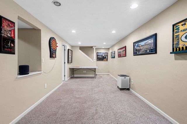 3166 EGAN LANE, Green Bay, WI 54311