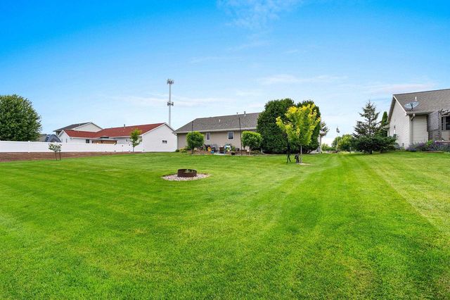3166 EGAN LANE, Green Bay, WI 54311