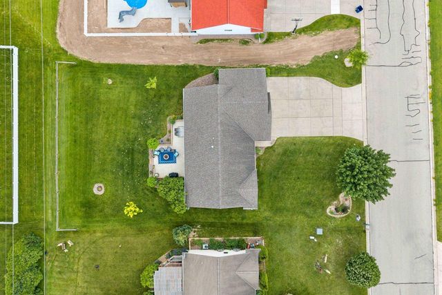 3166 EGAN LANE, Green Bay, WI 54311