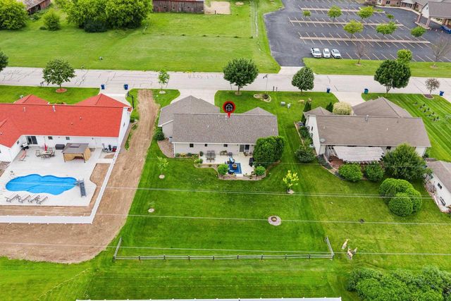 3166 EGAN LANE, Green Bay, WI 54311