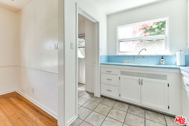 2468 Glencoe Avenue, Venice, CA 90291