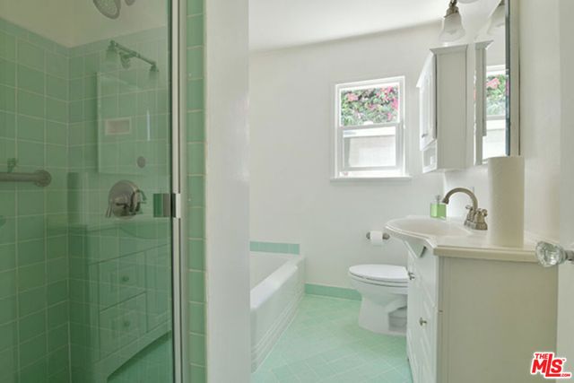 2468 Glencoe Avenue, Venice, CA 90291