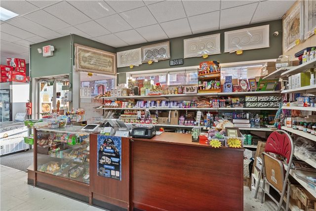 1435 Potomac Ave, Dormont, PA 15216