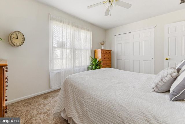 119 ROBINS RUN W, Swedesboro, NJ 08085