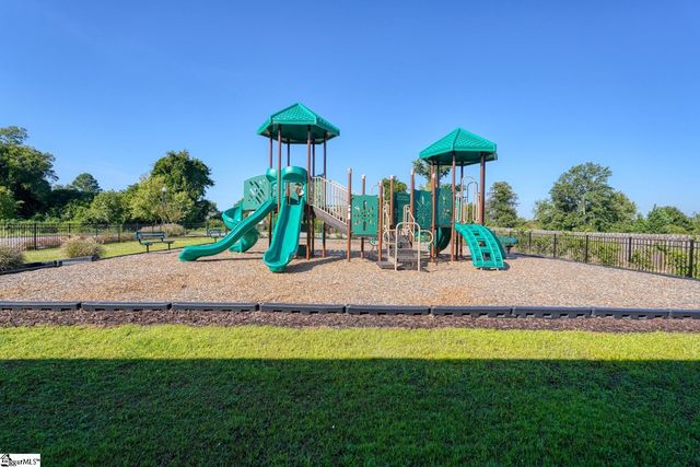 7044 Glass Court, Spartanburg, SC 29307
