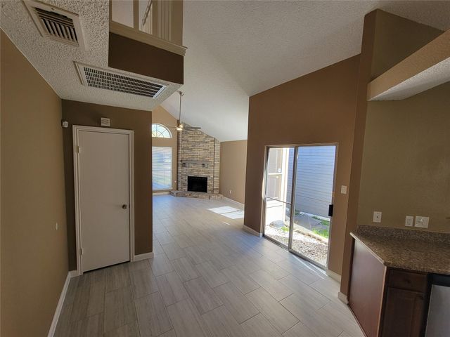 5718 Fargo Drive, Dickinson, TX 77539