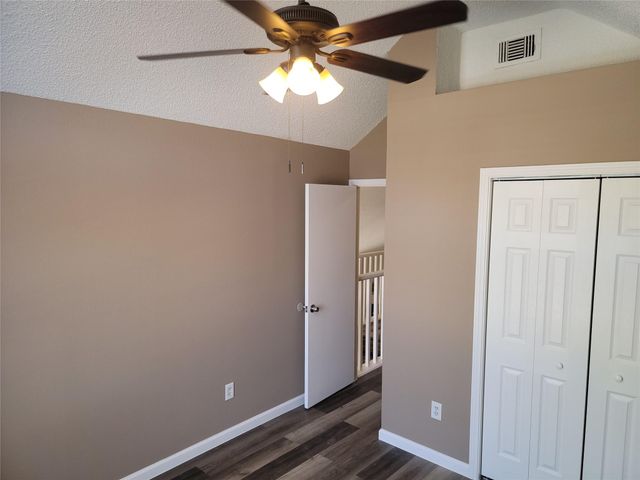 5718 Fargo Drive, Dickinson, TX 77539