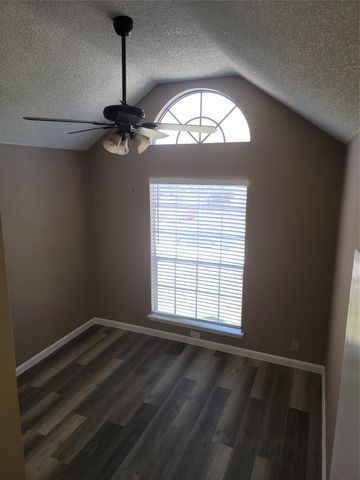 5718 Fargo Drive, Dickinson, TX 77539