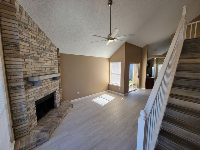 5718 Fargo Drive, Dickinson, TX 77539