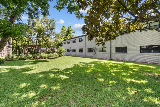 201 S Kansas Avenue, League City, TX 77573