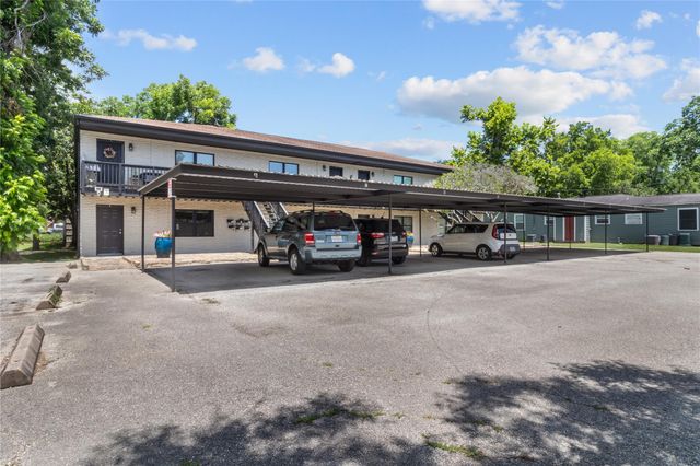 201 S Kansas Avenue, League City, TX 77573