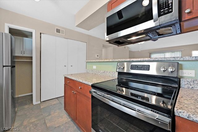 2750 South Durango Drive 1038, Las Vegas, NV 89117