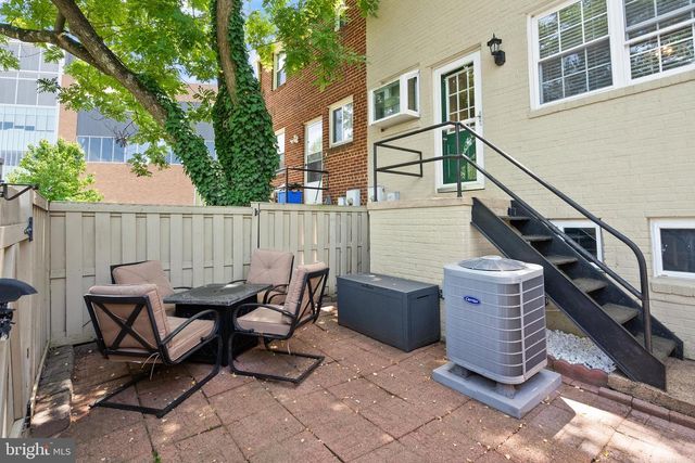 3736 KELLER AVE, Alexandria, VA 22302