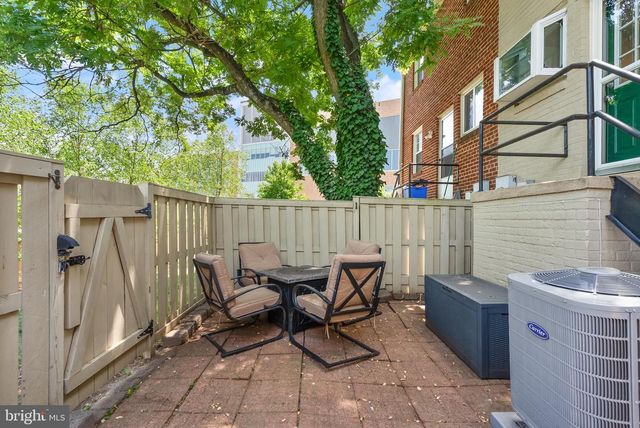 3736 KELLER AVE, Alexandria, VA 22302