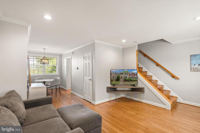 3736 KELLER AVE, Alexandria, VA 22302