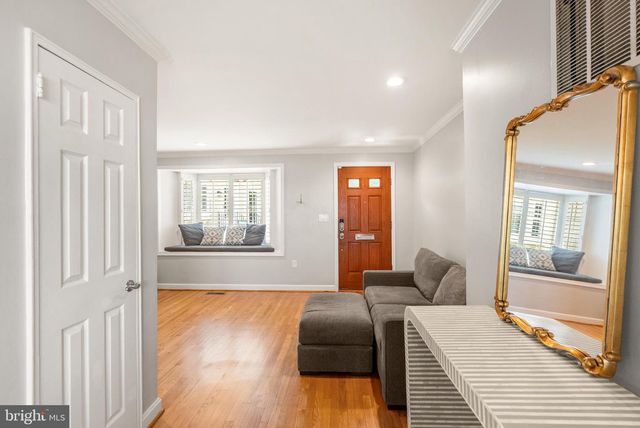 3736 KELLER AVE, Alexandria, VA 22302