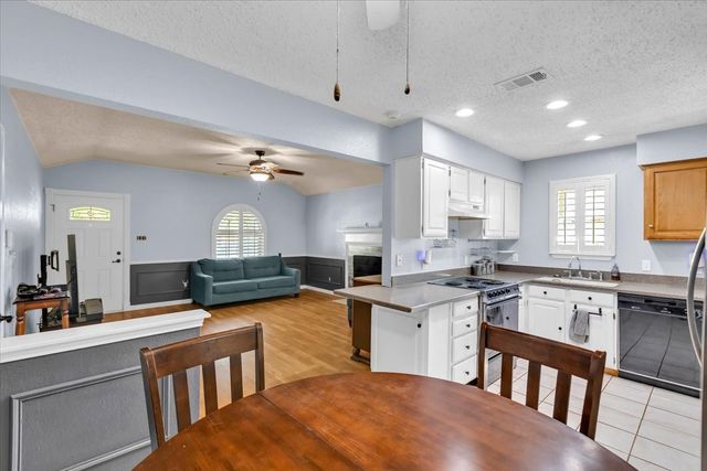 5906 Santa Fe Drive, Arlington, TX 76017