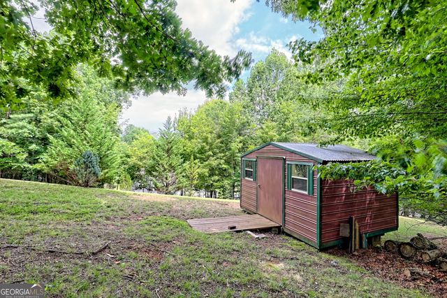 1054 Sutton Road, Hiawassee, GA 30546