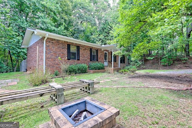 1054 Sutton Road, Hiawassee, GA 30546