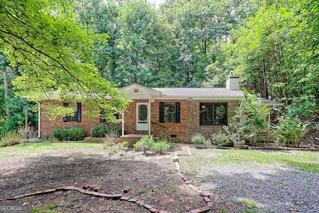 1054 Sutton Road, Hiawassee, GA 30546