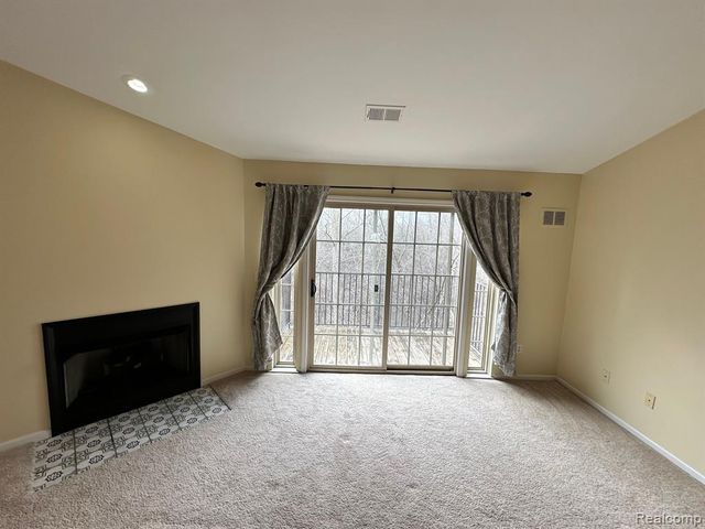 39700 Rockcrest Lane, Northville, MI 48168